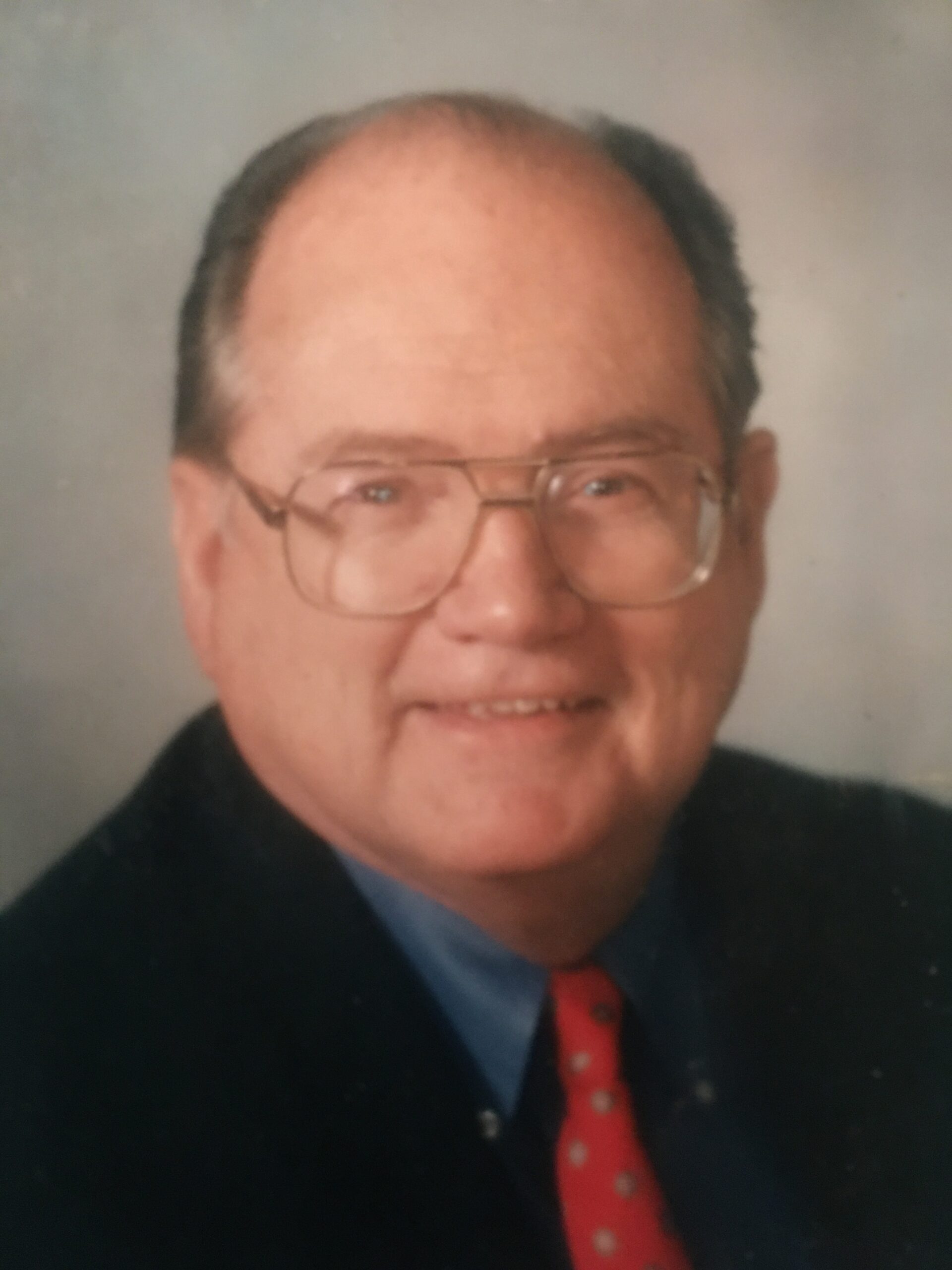 Distinguished Professor of Chemistry Emeritus Bernard Mahoney