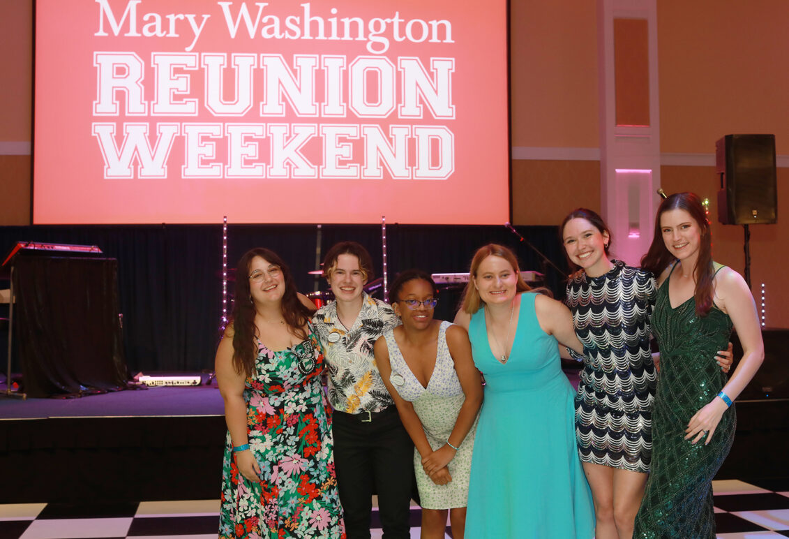 Young alumni and Student Alumni Ambassadors celebrate during the all-class party. Photo by Karen Pearlman.